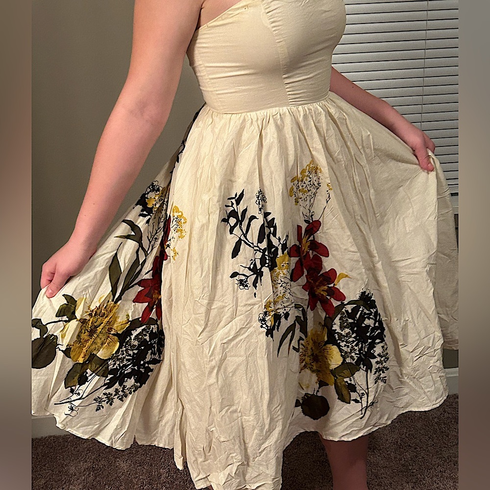 Moulinette Soeurs cream strapless with fuller skirt and floral ANTHROPOLOGIE